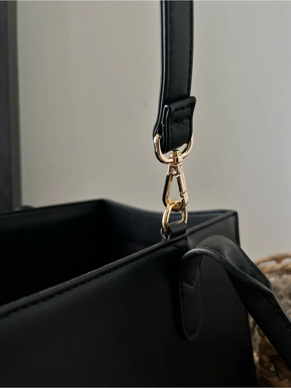 ST ARGO Melbourne Black Leather Dog Travel Tote Bag